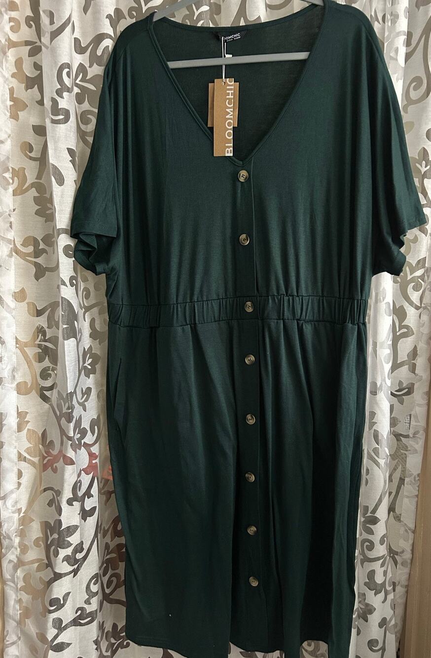 Bloomchic Short-Sleeve Dress Size Green 18-20 NWT